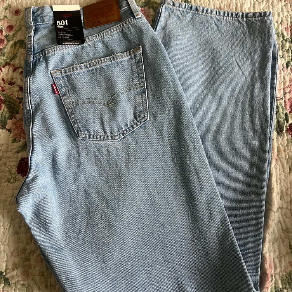 Levi's Women 501 90s Light Blue Jeans